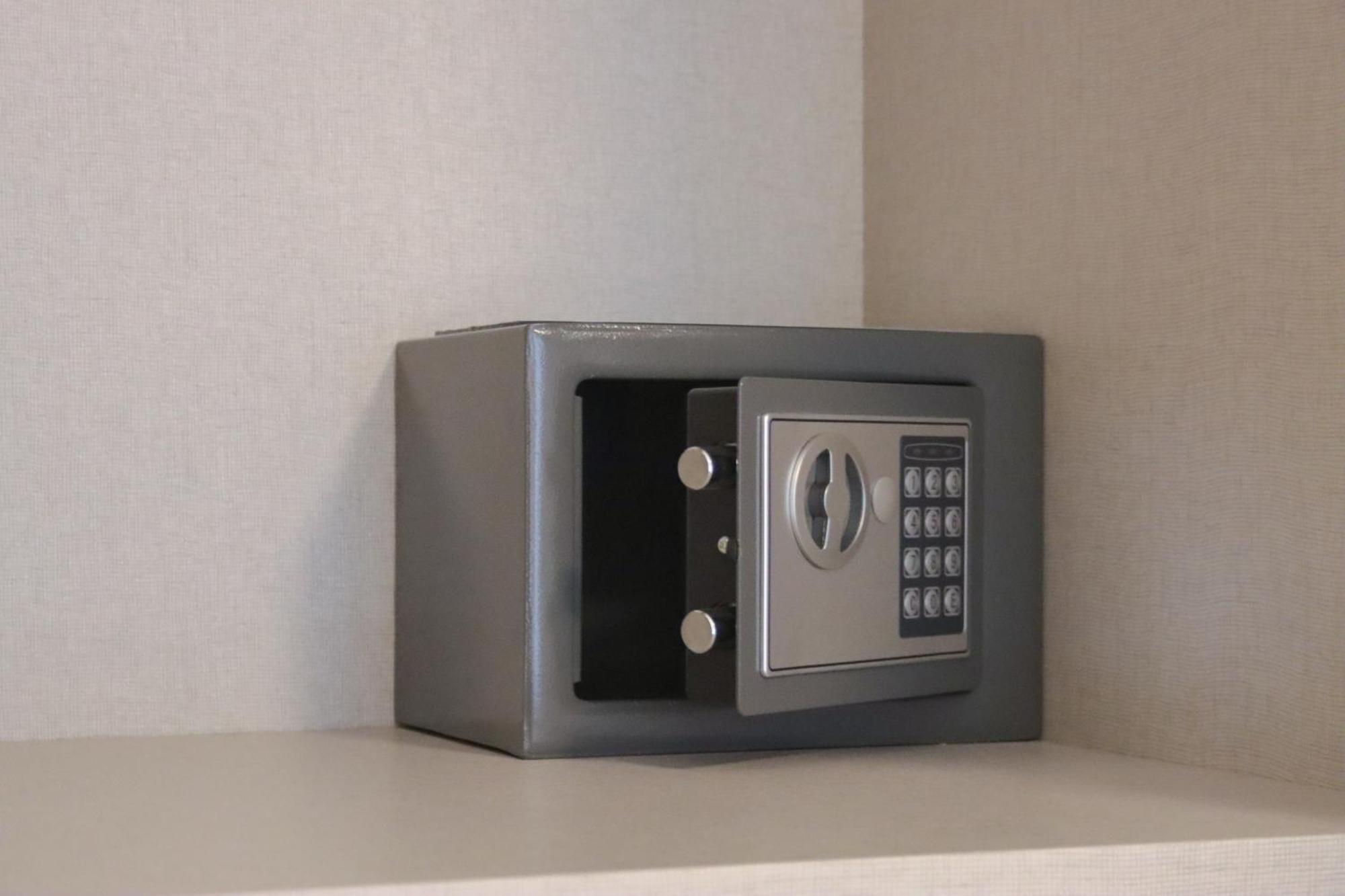 Apartamento Casa Ardo Wifi & Free Parking In Lecco Center Exterior foto